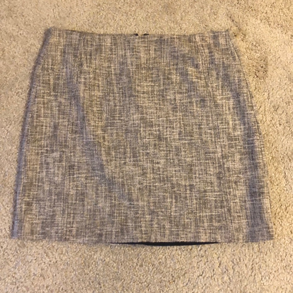 Tweed cream/black pencil skirt